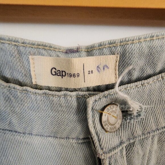 Vintage Gap Pleated High Rise Mom Jeans - Picture 5 of 5